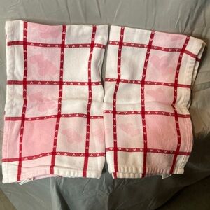 The Pampered Chef Pink and Red Heart Cotton Towels